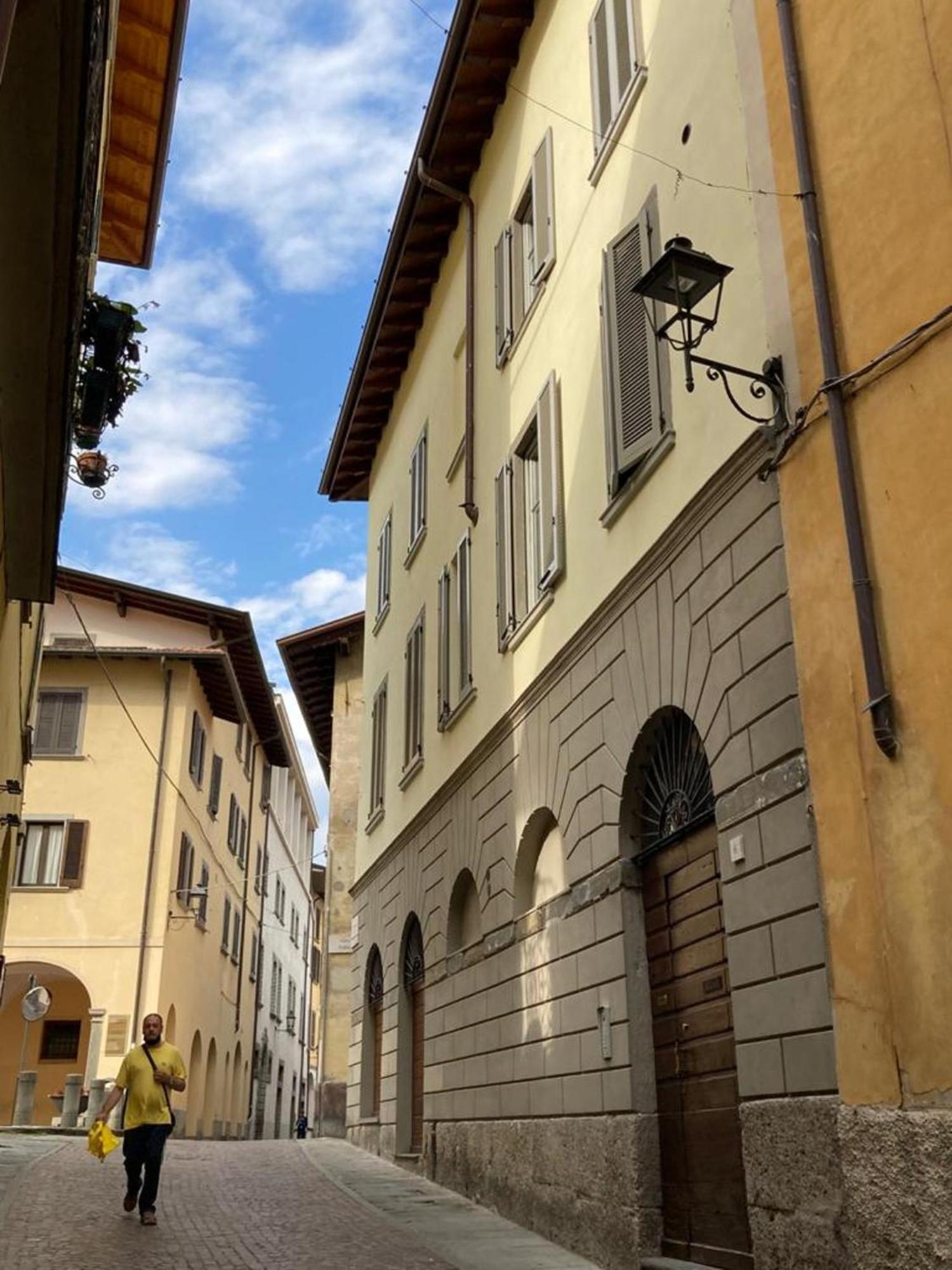 Casa Anna Lovere Exterior foto