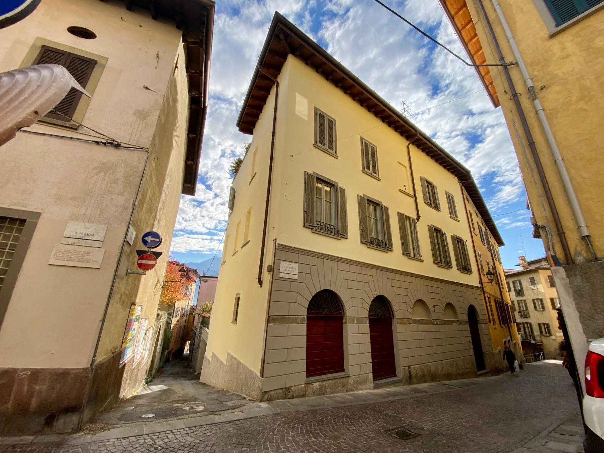 Casa Anna Lovere Exterior foto